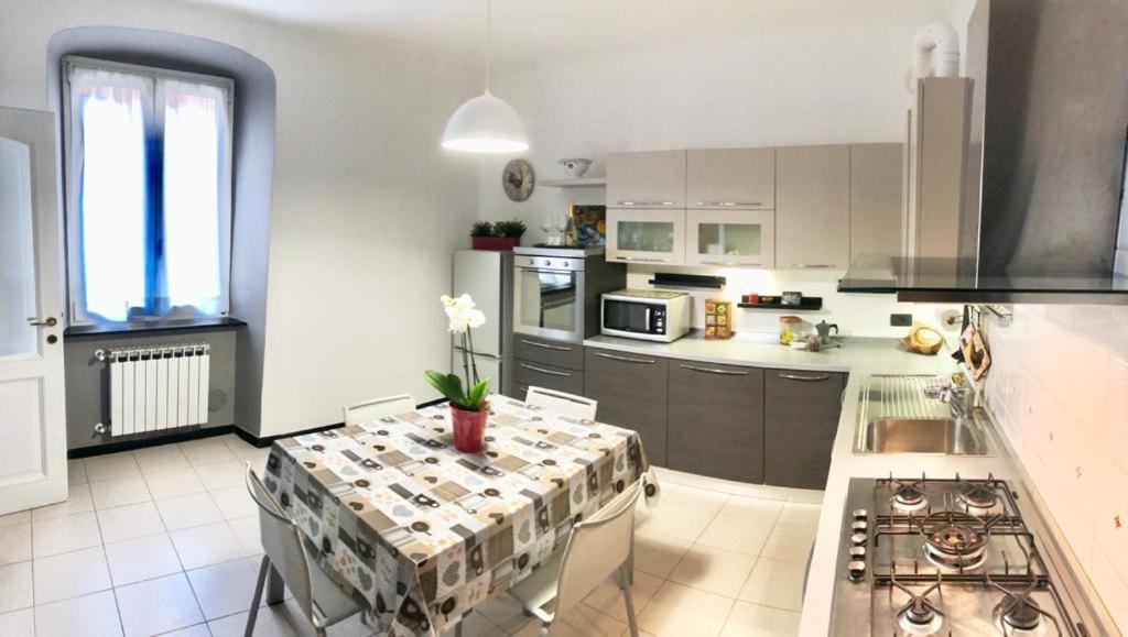 Apartamento Principe Station & Castelletto-Flatx4-Optional Parking Génova Exterior foto