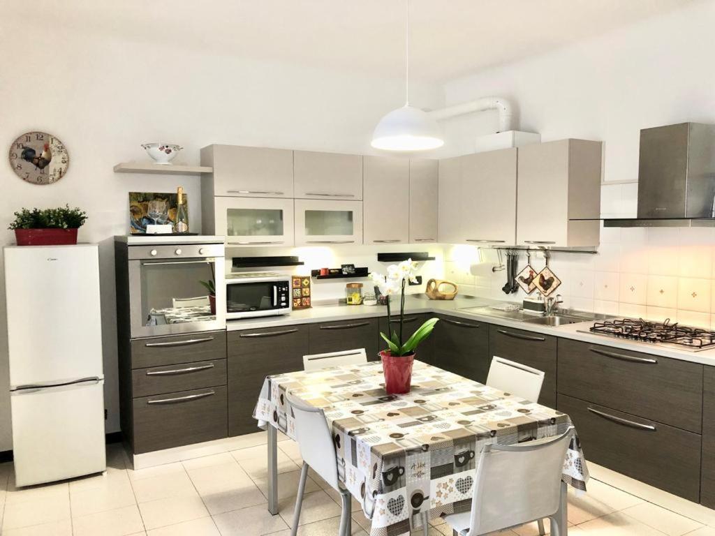 Apartamento Principe Station & Castelletto-Flatx4-Optional Parking Génova Exterior foto